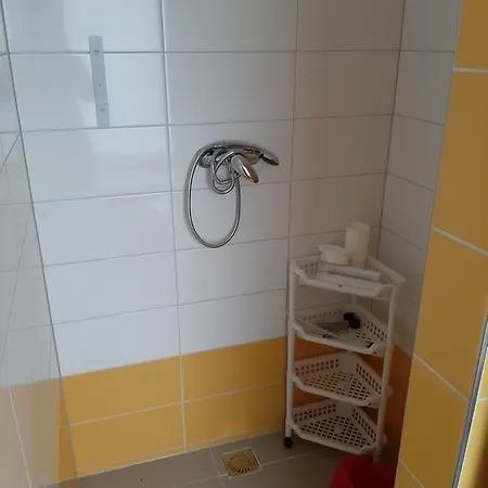 V Podpalubi
